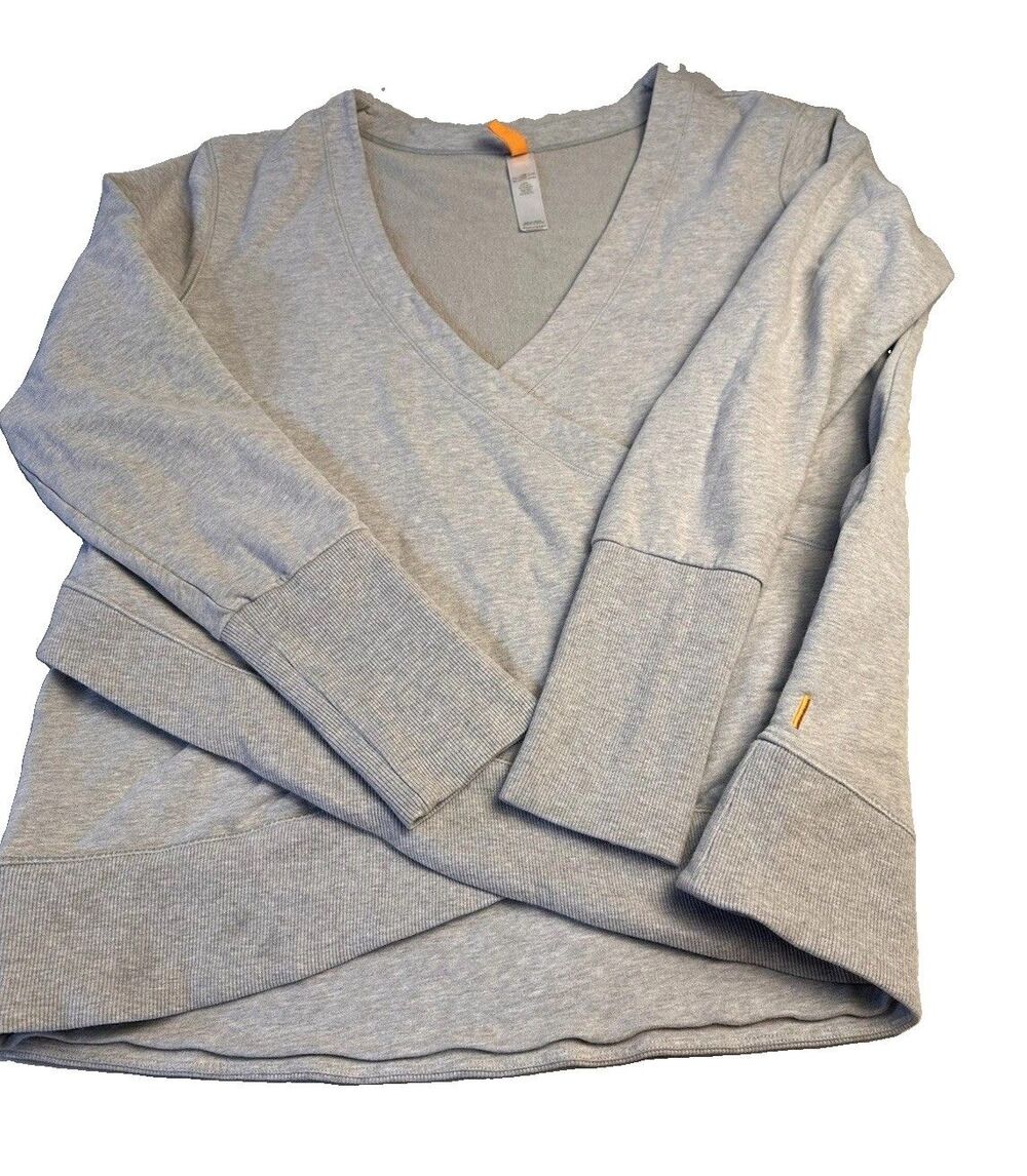 Lucy Athletic Leisure Casual On the Go Wrap style Criss Cross Light Gray Top